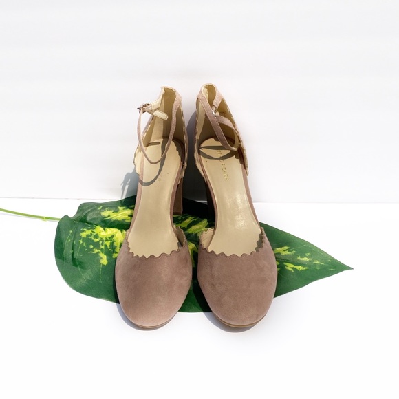 Marc Fisher SAHAR Plush Pink Pumps - Picture 3 of 7